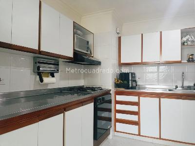 Apartamento de 3 alcobas en venta en Belen, Medellín, 95 m² · foto 9 de 18