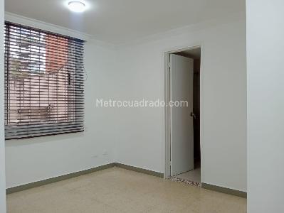 Apartamento en venta en Laureles, Medellín · foto 14 de 19