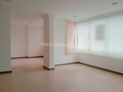 Apartamento en venta en Laureles, Medellín · foto 2 de 19