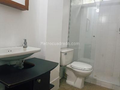 Casa de 3 alcobas en arriendo en Belen, Medellín, 230 m² · foto 15 de 17