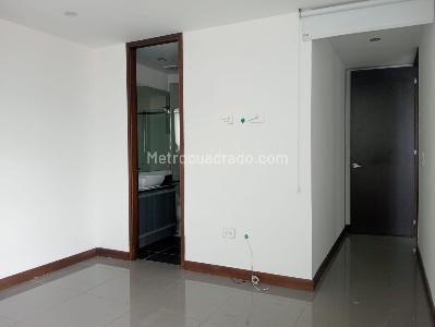 Apartamento de 4 alcobas en venta en Laureles, Medellín, 197 m² · foto 10 de 18