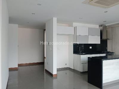 Apartamento de 4 alcobas en venta en Laureles, Medellín, 197 m² · foto 4 de 18