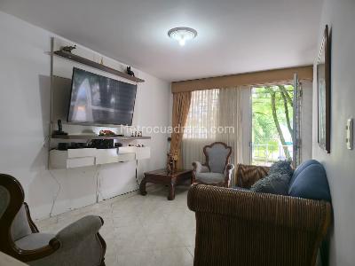 Casa de 4 alcobas en venta en Belen, Medellín, 149 m² · foto 2 de 16