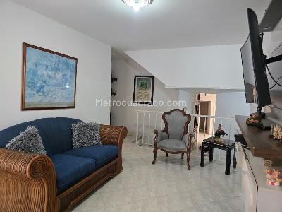 Casa de 4 alcobas en venta en Belen, Medellín, 149 m² · foto 3 de 16