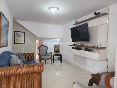Casa de 4 alcobas en venta en Belen, Medellín, 149 m² · foto 4 de 16