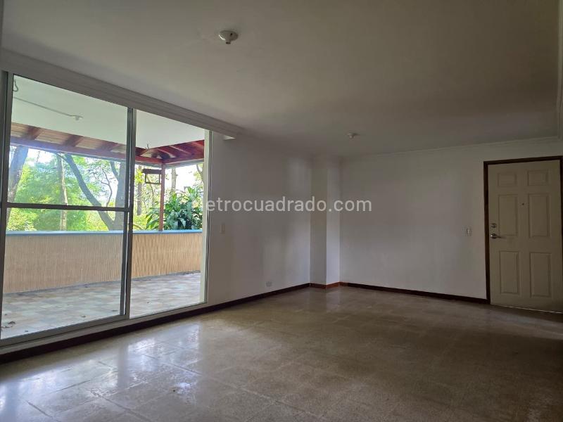 Modern 3BR Apartment in Belen - 4