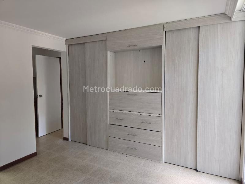 Modern 3BR Apartment in Belen - 9