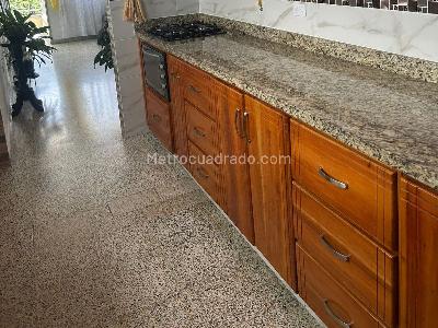Apartamento de 3 alcobas en venta en Laureles, Medellín, 105 m² · foto 5 de 15