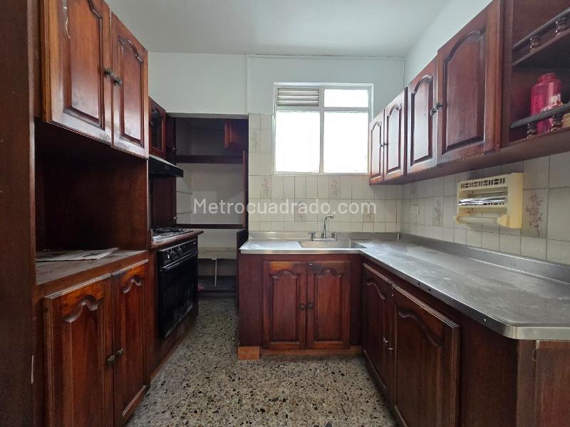 Casa Independiente de 3 Alcobas en Arriendo en Belén, Medellín - 6
