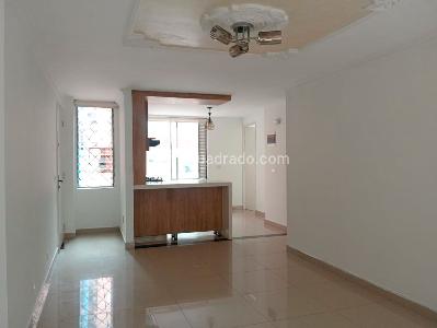 Apartamento de 3 alcobas en venta en Laureles, Medellín, 104 m² · foto 4 de 20