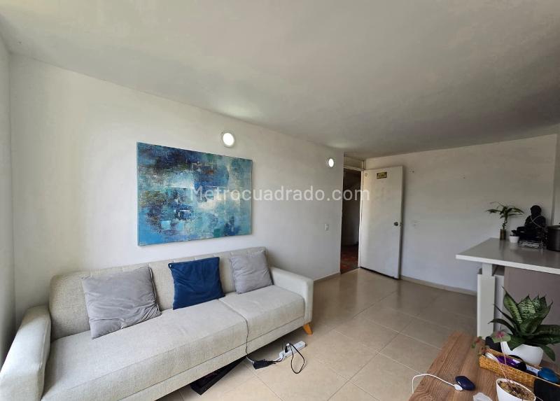 Apartamento Moderno de 3 Alcobas en Belén - 2
