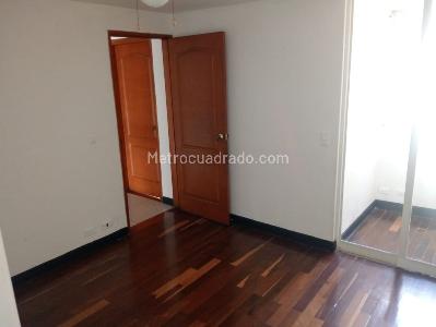 Apartamento de 3 alcobas en venta en Laureles, Medellín, 105 m² · foto 16 de 18