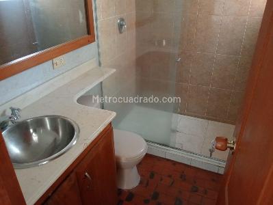Apartamento de 3 alcobas en venta en Laureles, Medellín, 105 m² · foto 17 de 18