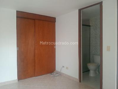Apartamento de 3 alcobas en arriendo en Carlos E. Restrepo, Medellín, 75 m² · foto 11 de 17