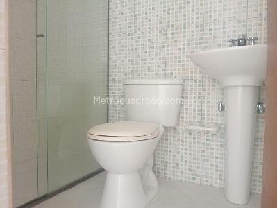 Apartamento de 3 alcobas en arriendo en Carlos E. Restrepo, Medellín, 75 m² · foto 17 de 17