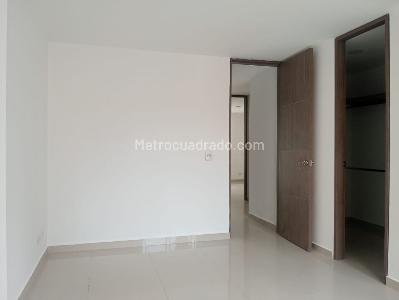 Apartamento en venta en Laureles, Medellín · foto 7 de 18