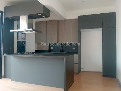 Apartamento de 3 alcobas en venta en Laureles, Medellín, 153 m² · foto 4 de 19