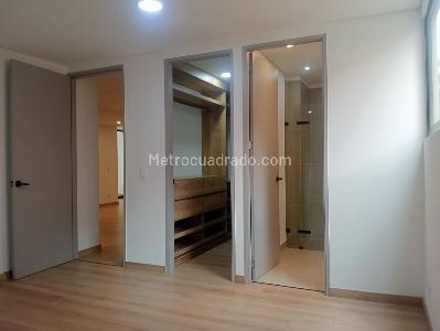 Apartamento en venta en Laureles, Medellín · foto 13 de 19