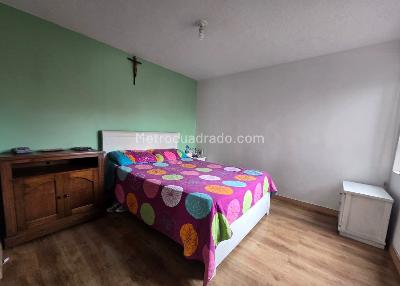 Apartamento de 2 alcobas en venta en Belen, Medellín, 80 m² · foto 8 de 12