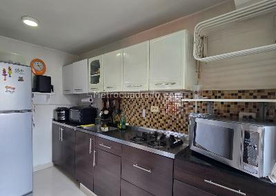 Apartamento de 3 alcobas en venta en Belen, Medellín, 80 m² · foto 6 de 13