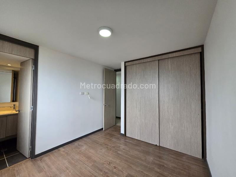 Apartamento Moderno de 3 Alcobas con Piscina en Belén - 9