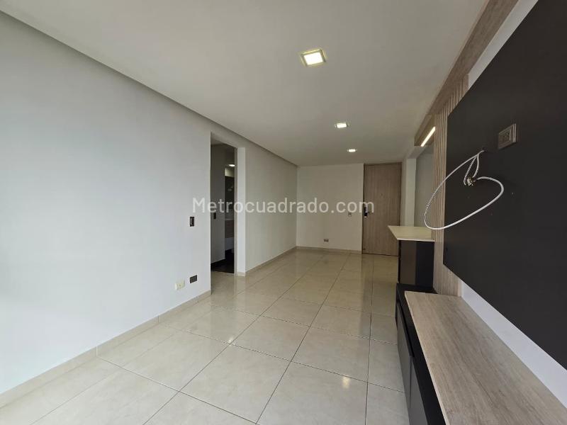 3BR Apartment for Rent in Itagüí (71 m²) - 2