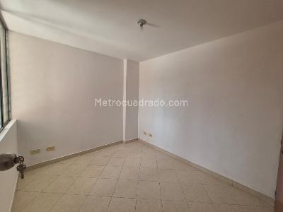 Apartamento de 3 alcobas en venta en Laureles, Medellín, 78 m² · foto 10 de 18