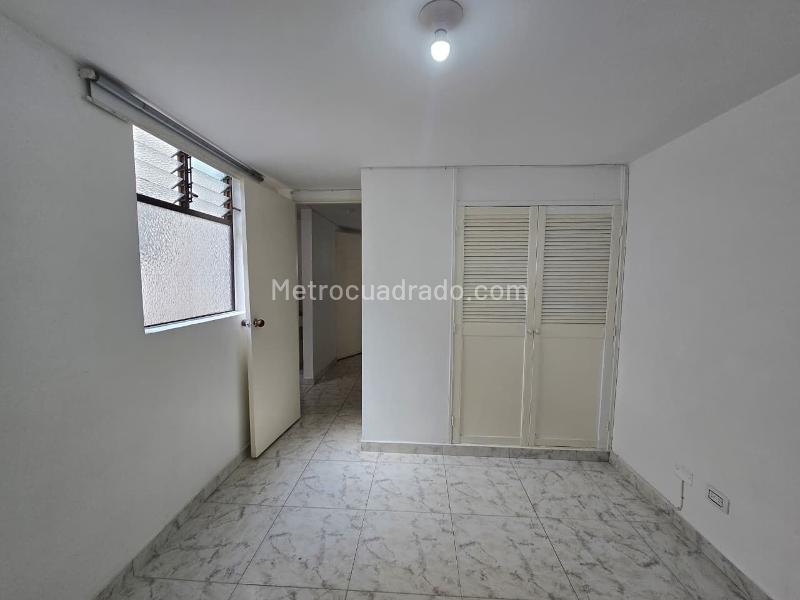 Apartamento Tipo Estudio Sencillo en Belén (Exterior) - 8