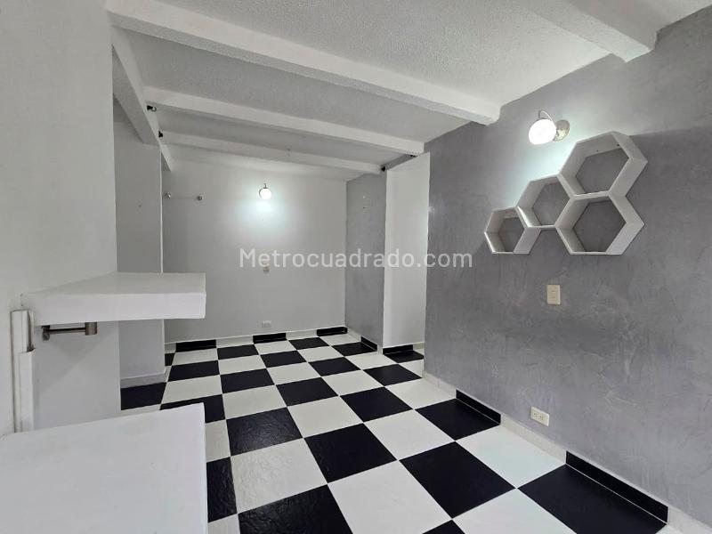 2BR Apartment in Gated Complex near Amenities in Belún - 6