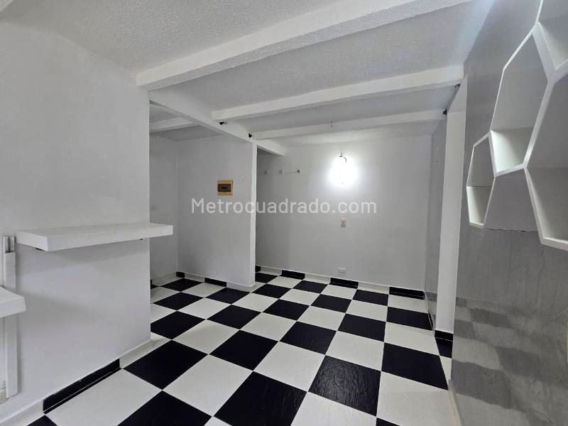 2BR Apartment in Gated Complex near Amenities in Belún - 7