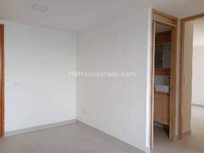 Apartamento en venta en La America, Medellín · foto 2 de 19