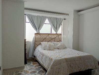 Apartamento en venta en Laureles, Medellín · foto 11 de 19