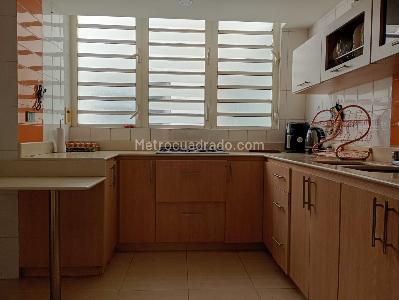 Apartamento en venta en Laureles, Medellín · foto 7 de 19