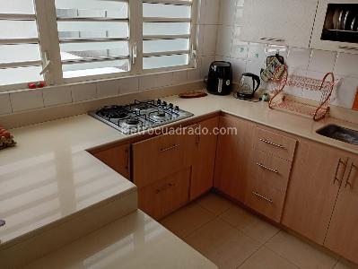Apartamento en venta en Laureles, Medellín · foto 9 de 19
