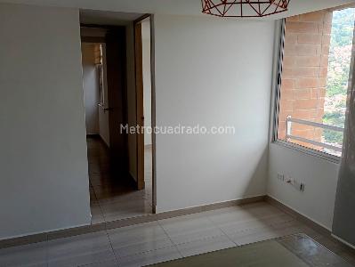 Apartamento en venta en La America, Medellín · foto 4 de 19