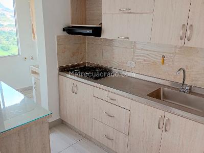 Apartamento en venta en La America, Medellín · foto 8 de 19