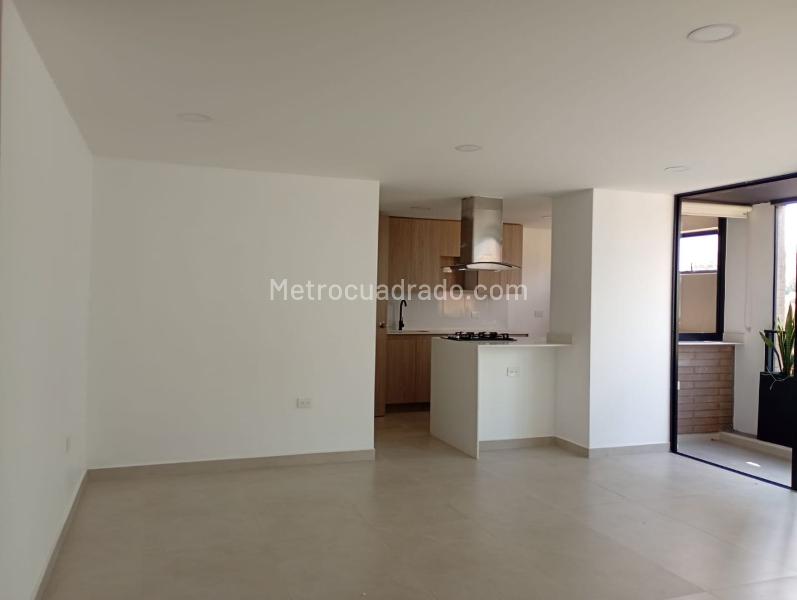 2BR Apartment in LAURELES (88 m²) - 2