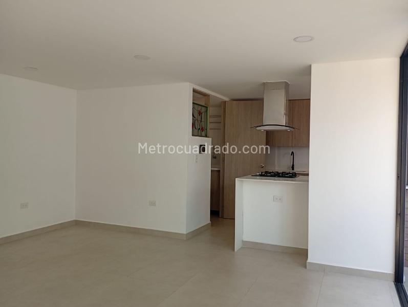 2BR Apartment in LAURELES (88 m²) - 4