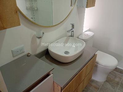 Apartamento de 3 alcobas en arriendo en Laureles, Medellín, 120 m² · foto 17 de 20