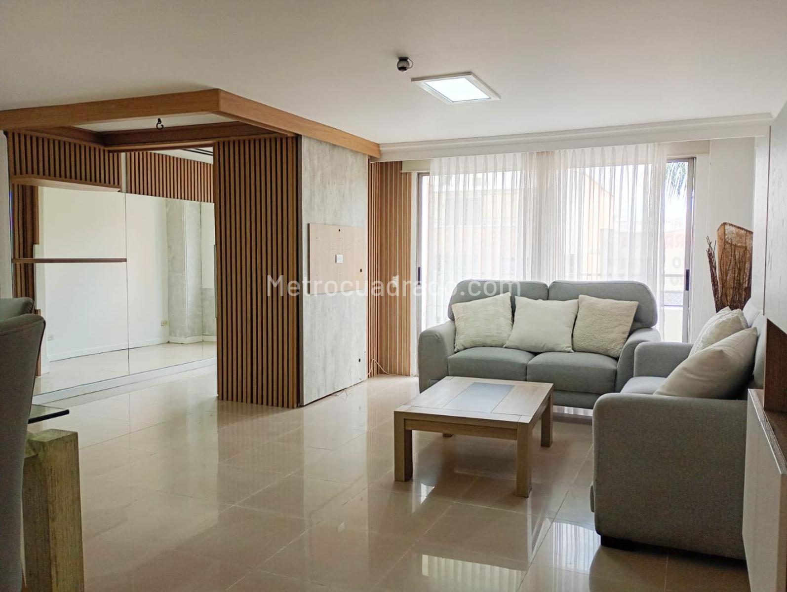 Apartamento de 3 habitaciones en arriendo en Laureles, Medellín — imagen 1 de 20