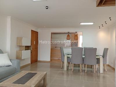 Apartamento de 3 alcobas en arriendo en Laureles, Medellín, 120 m² · foto 2 de 20
