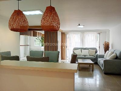 Apartamento de 3 alcobas en arriendo en Laureles, Medellín, 120 m² · foto 4 de 20