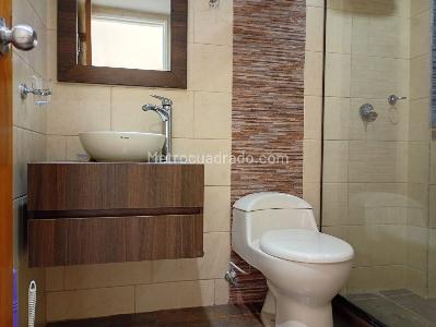 Apartamento de 3 alcobas en arriendo en La Castellana, Medellín, 150 m² · foto 16 de 17