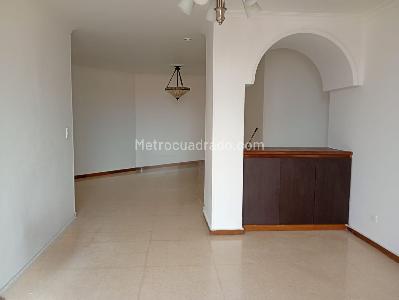 Apartamento de 3 alcobas en arriendo en La Castellana, Medellín, 150 m² · foto 3 de 17