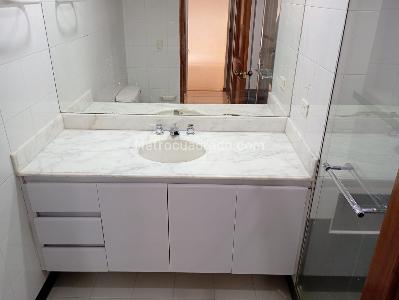 Apartamento en venta en Laureles, Medellín · foto 15 de 17