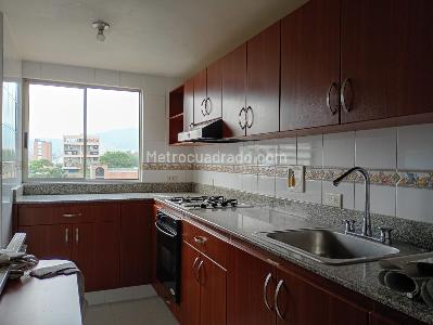 Apartamento en venta en Laureles, Medellín · foto 4 de 17