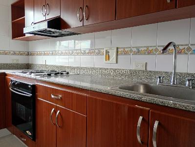 Apartamento en venta en Laureles, Medellín · foto 5 de 17