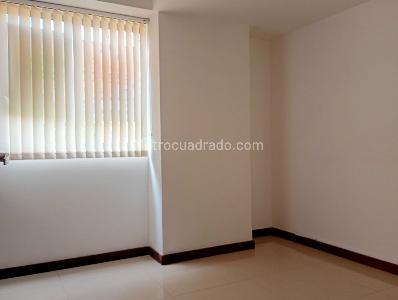 Apartamento de 2 alcobas en arriendo en La America, Medellín, 65 m² · foto 12 de 17