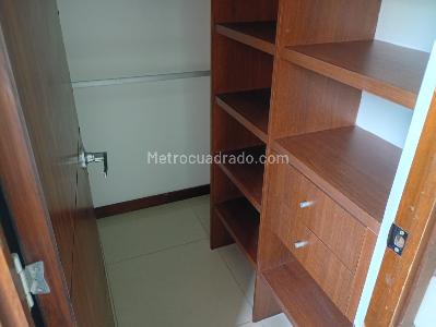 Apartamento de 2 alcobas en arriendo en La America, Medellín, 65 m² · foto 15 de 17