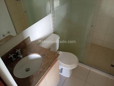Apartamento de 2 alcobas en arriendo en La America, Medellín, 65 m² · foto 16 de 17